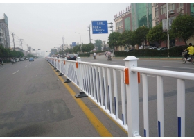 防城港市市政道路护栏工程